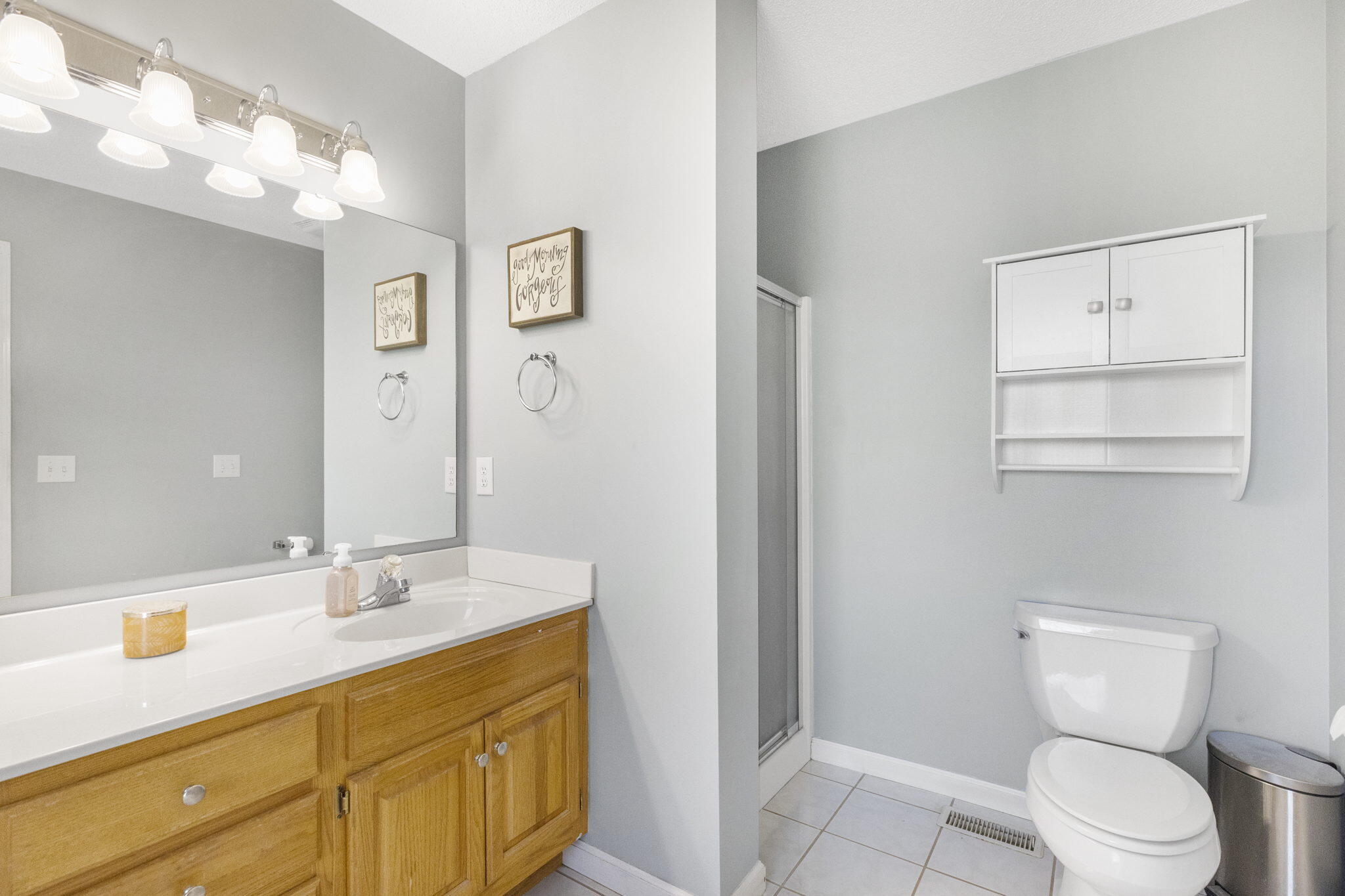 263 Ridgecrest Road Jonesborough, TN 37659 - Photo 11 of 25 Main Bathroom