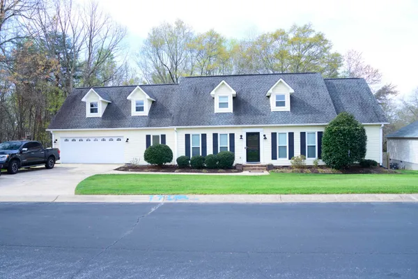 $372,900 | 204 Georgetown Court, Moore, SC 29369