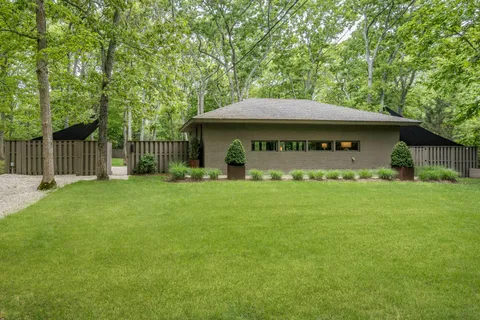 $750,000 | 13 Bittersweet Avenue, Hampton Bays, NY 11946