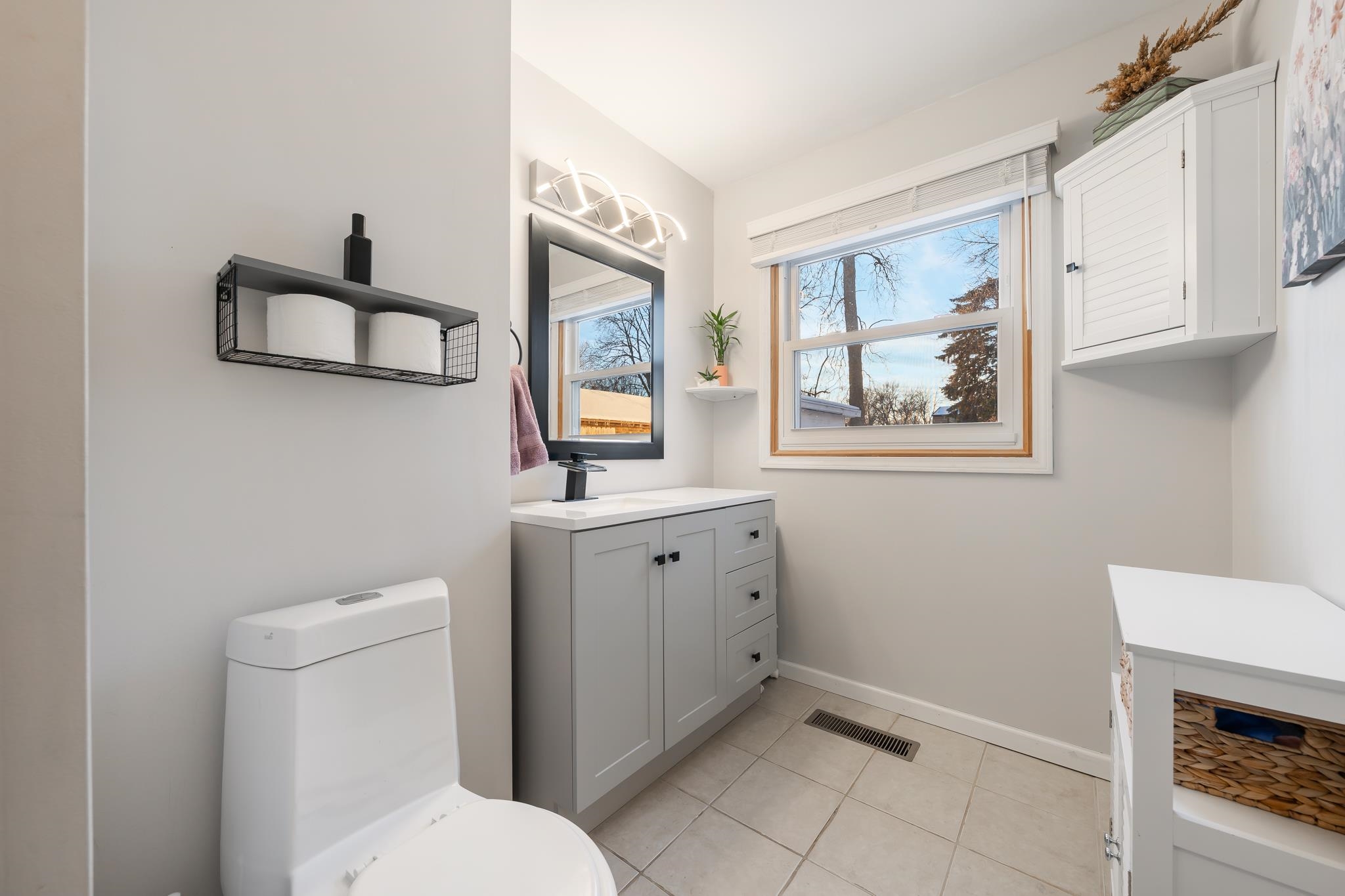 732 Manitowoc Street Menasha, WI 54952 - Photo 17 of 28