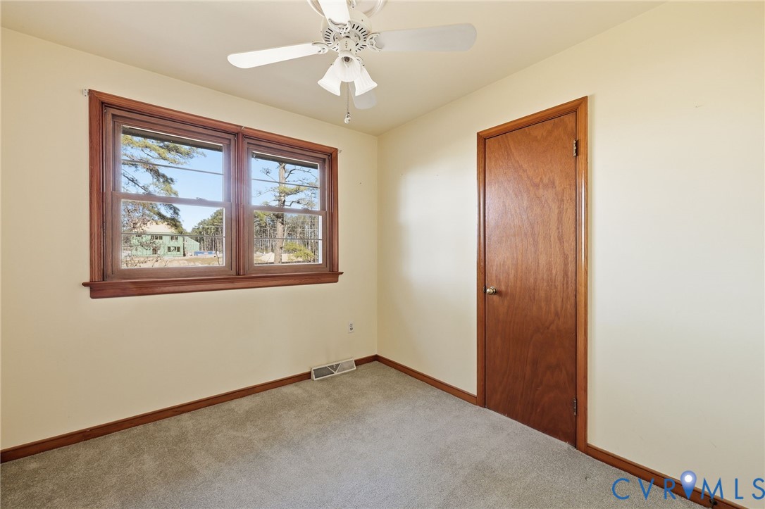 11551 Edinburgh Road Glen Allen, VA 23060 - Photo 15 of 24