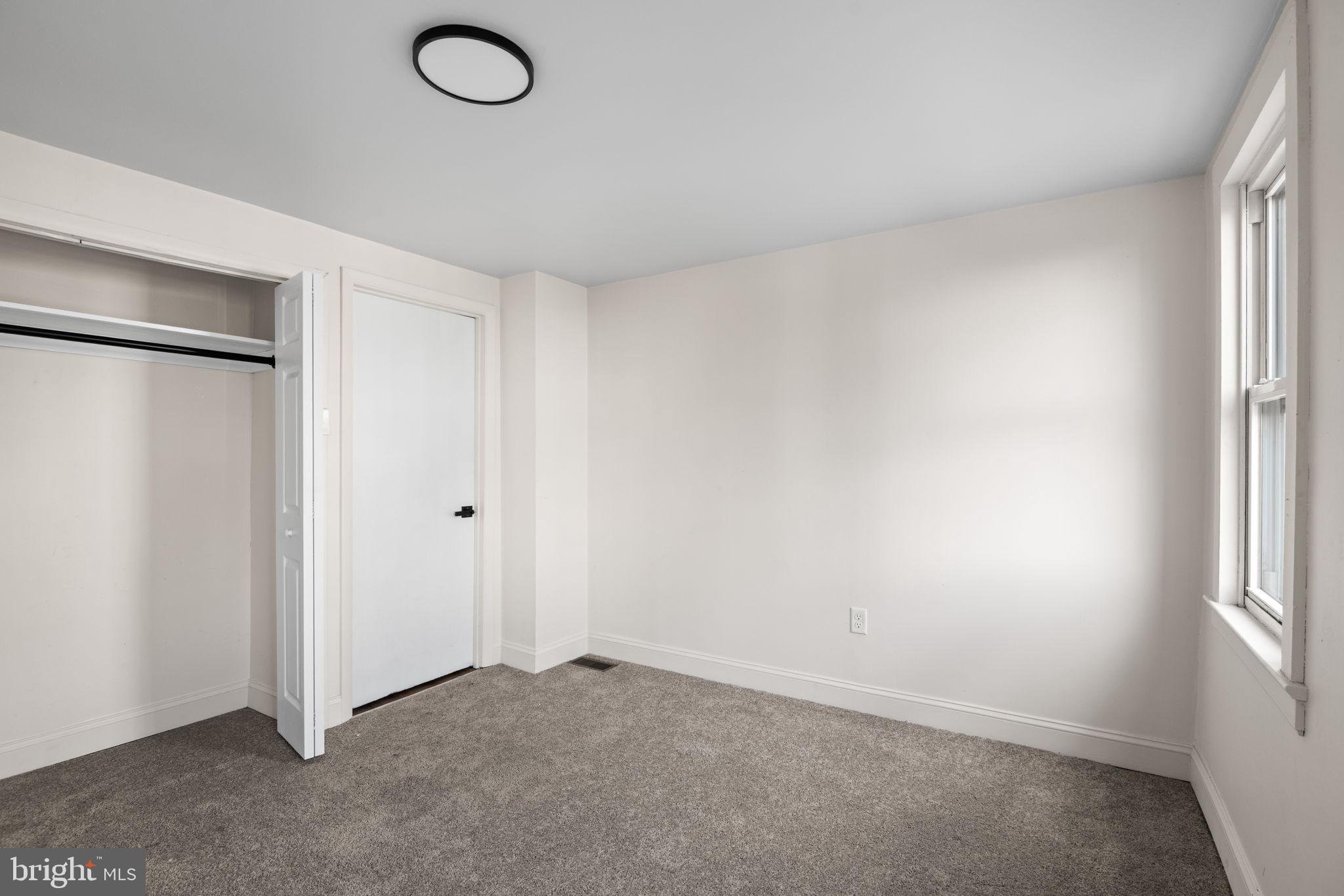 322 South Poppleton Street Baltimore, MD 21230 - Photo 18 of 34 Bright and airy blank canvas room.