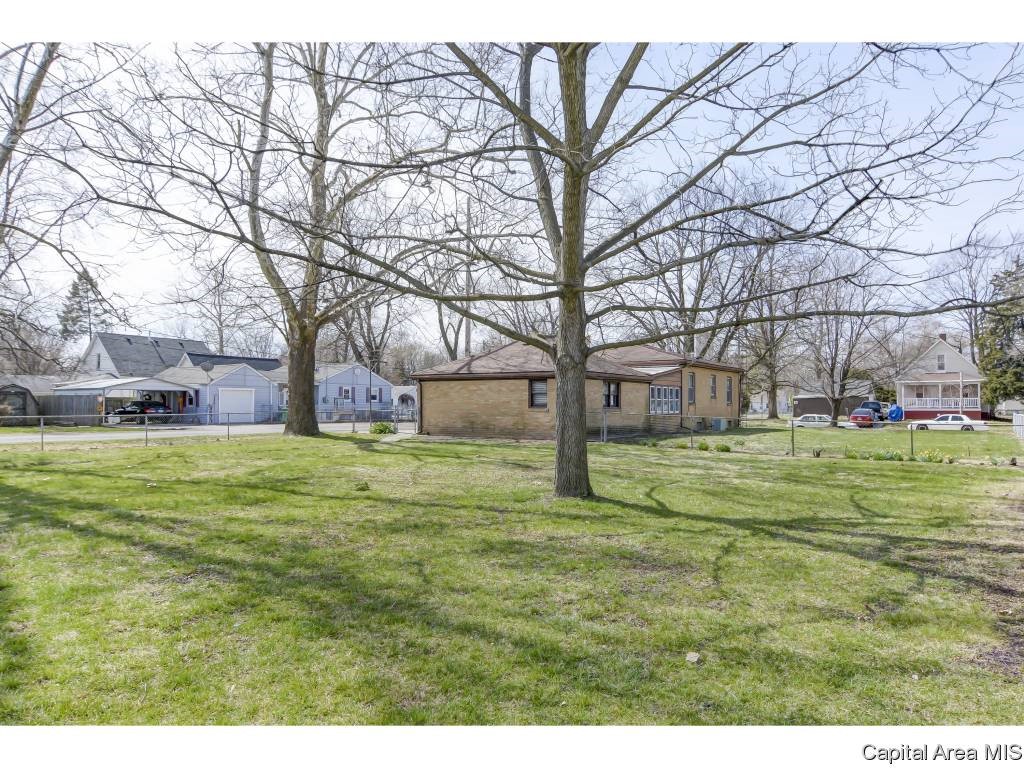 1100 North Ohio Street Springfield, IL 62702 - Photo 6 of 30