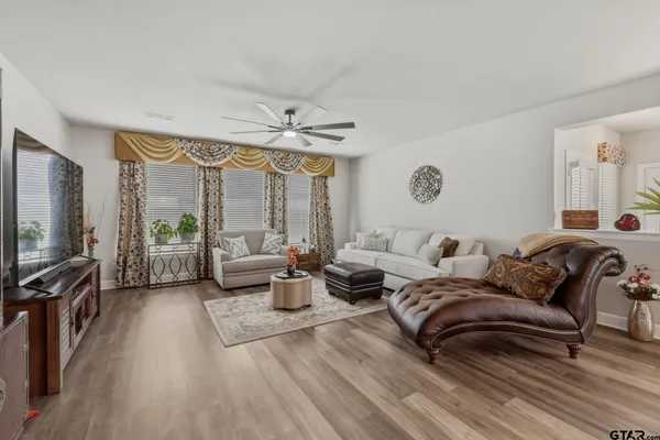 $515,000 | 1709 Frankford Drive, Forney, TX 75126