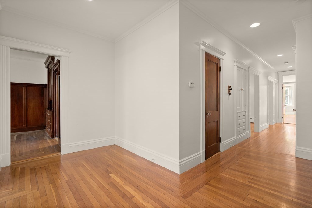 12 Euston Street, Unit 2 Brookline, MA 02446 - Photo 8 of 13