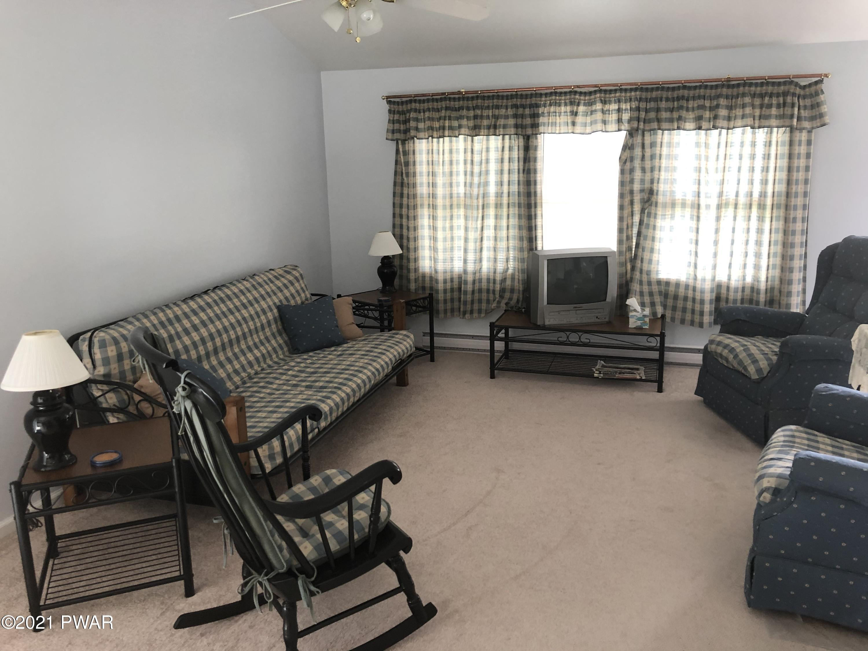 224 High Ridge Road Dingmans Ferry, PA 18328 - Photo 3 of 12 Living Room