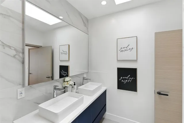 $2,398,000 | 1815 18th Avenue, San Francisco, CA 94122