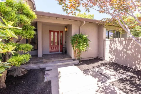 $1,538,000 | 5812 Alderbrook Court, Castro Valley, CA 94552