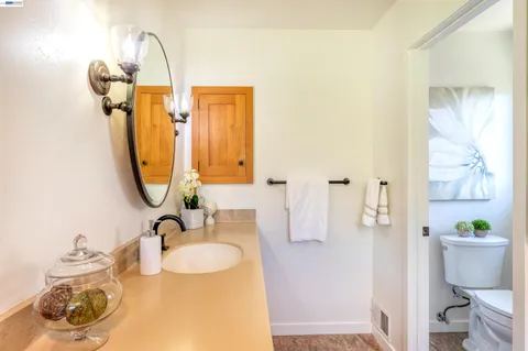$1,538,000 | 5812 Alderbrook Court, Castro Valley, CA 94552