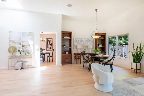 $1,538,000 | 5812 Alderbrook Court, Castro Valley, CA 94552
