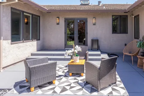 $1,538,000 | 5812 Alderbrook Court, Castro Valley, CA 94552