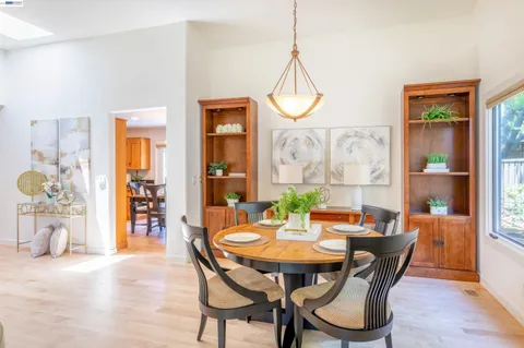 $1,538,000 | 5812 Alderbrook Court, Castro Valley, CA 94552