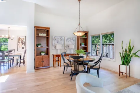 $1,538,000 | 5812 Alderbrook Court, Castro Valley, CA 94552