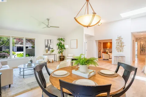 $1,538,000 | 5812 Alderbrook Court, Castro Valley, CA 94552