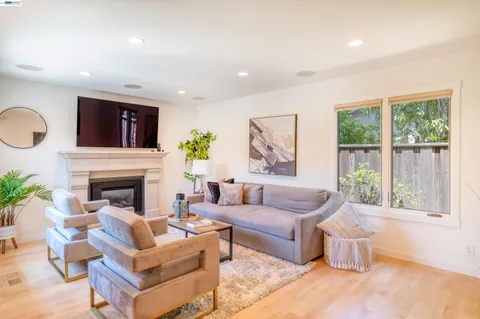 $1,538,000 | 5812 Alderbrook Court, Castro Valley, CA 94552