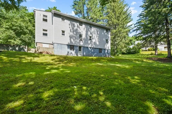 $2,450 | 242-244 Highland Street, Unit 2, Northbridge, MA 01534
