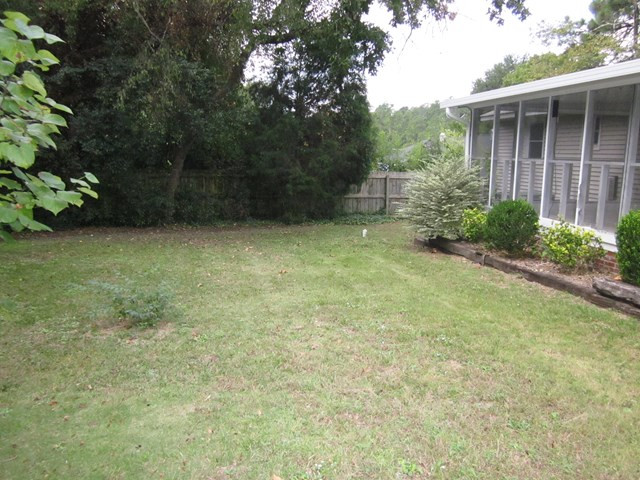 910 Valley View Street Aiken, SC 29801 - Photo 12 of 13 Gallery Image 12