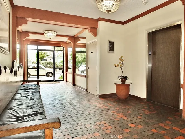 $559,000 | 2805 East 3rd Street, Unit 10, Long Beach, CA 90814