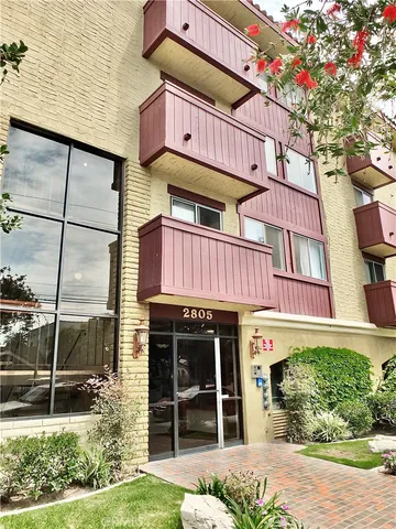 $559,000 | 2805 East 3rd Street, Unit 10, Long Beach, CA 90814