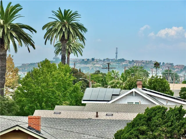 $559,000 | 2805 East 3rd Street, Unit 10, Long Beach, CA 90814