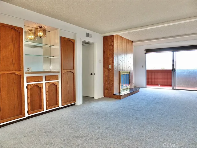 $559,000 | 2805 East 3rd Street, Unit 10, Long Beach, CA 90814