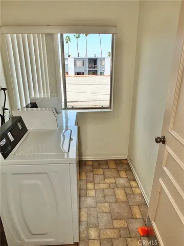 $559,000 | 2805 East 3rd Street, Unit 10, Long Beach, CA 90814