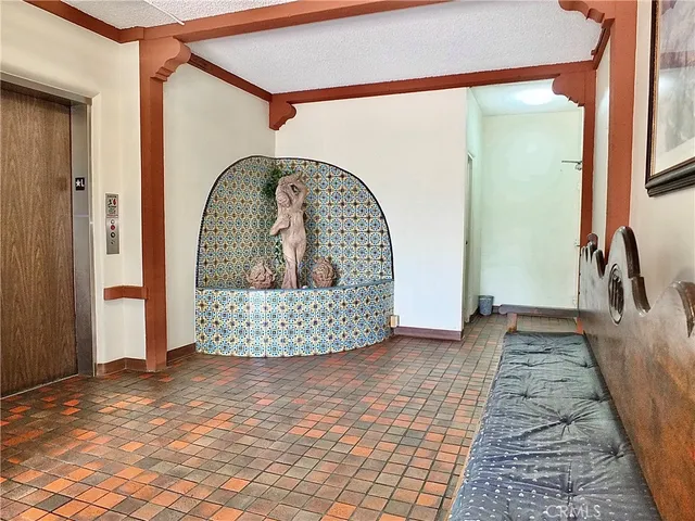 $559,000 | 2805 East 3rd Street, Unit 10, Long Beach, CA 90814