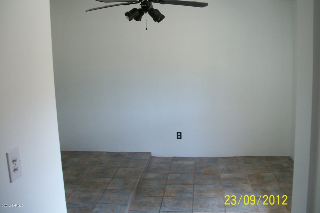7852 East Elida Street Tucson, AZ 85715 - Photo 12 of 16