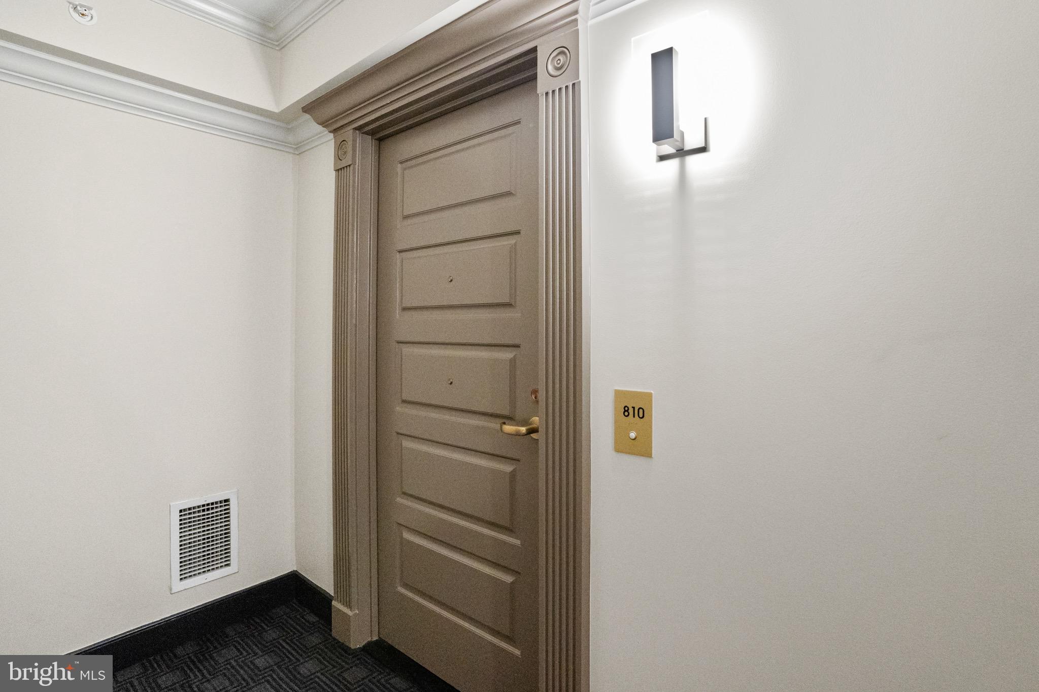 616 E Street Northwest, Unit 810 Washington, DC 20004 - Photo 3 of 15 a view of walk in closet