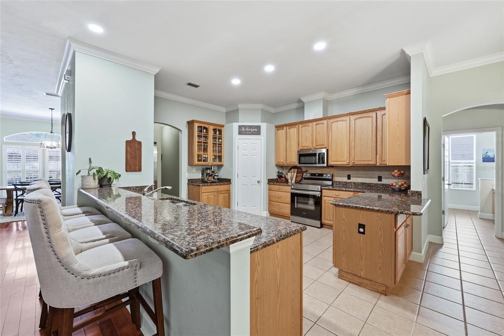 6465 Southwest 88th Terrace Gainesville, FL 32608 - Photo 2 of 40