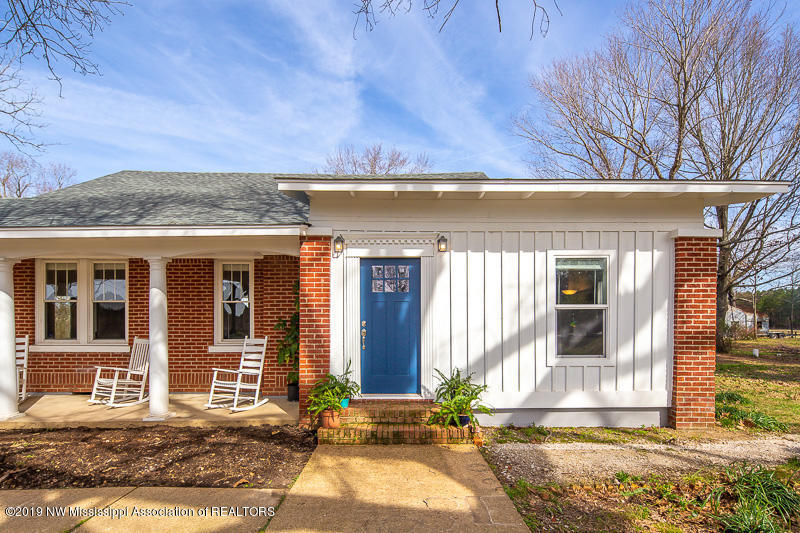 2461 Wakefield Road Coldwater, MS 38618 - Photo 4 of 33 0042461 Wakefield-SMALL