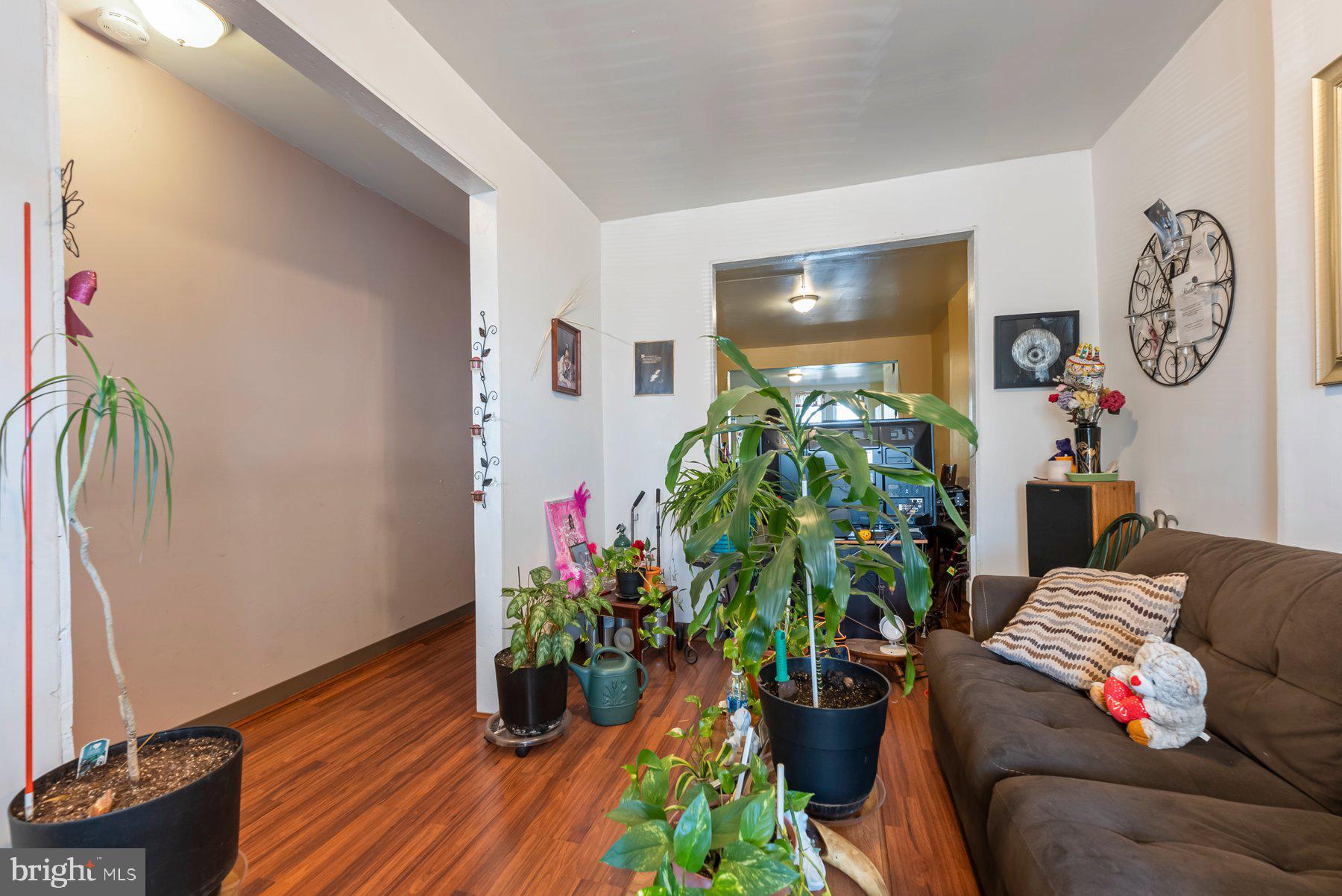 2812 Rayner Avenue Baltimore, MD 21216 - Photo 5 of 23