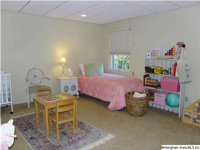 101 Pine Ridge Circle Birmingham, AL 35213 - Photo 23 of 32