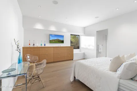 $6,500,000 | 9191 East Happy Hollow Drive, Scottsdale, AZ 85262