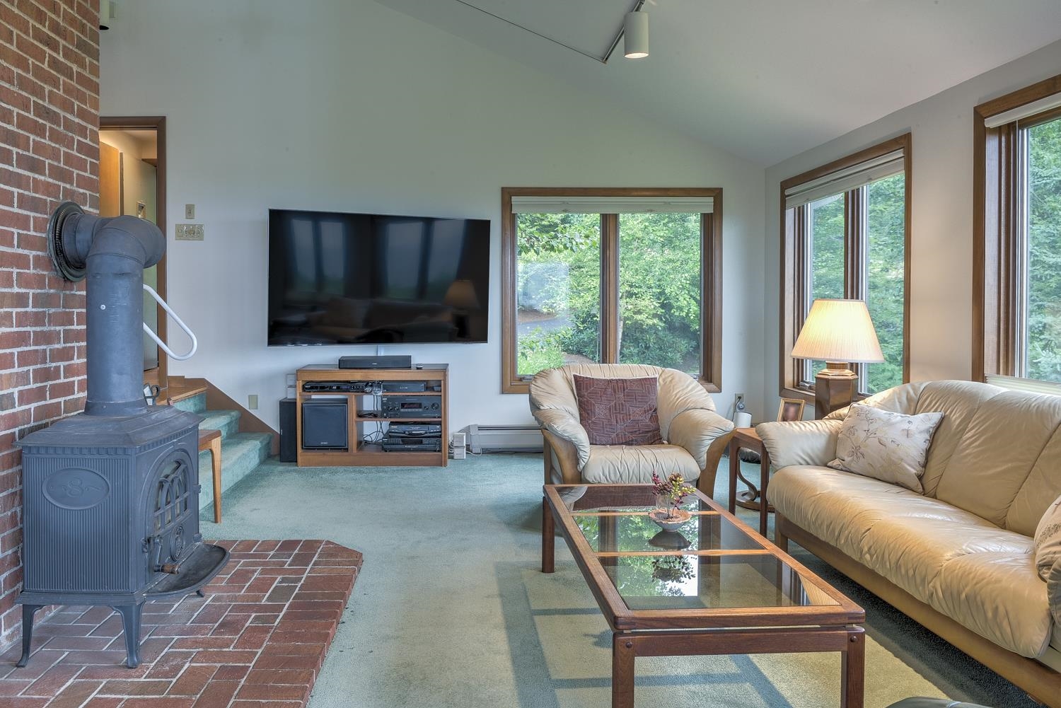 137 Jordan Road Keene, NH 03431 - Photo 6 of 39