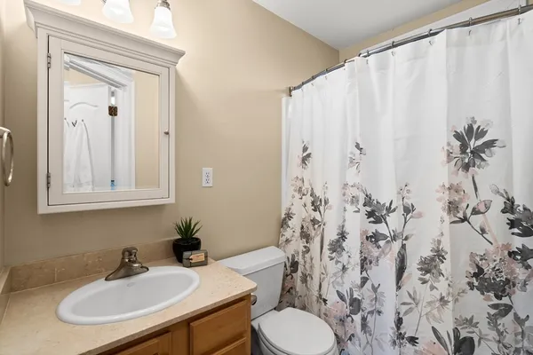 $3,300 | 72 Exchange Street, Unit 1, Waltham, MA 02451