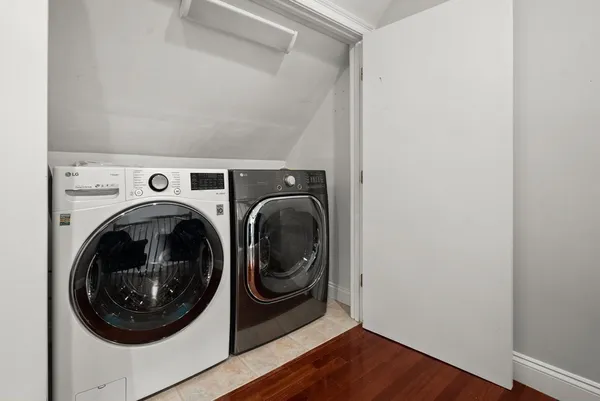 $3,300 | 72 Exchange Street, Unit 1, Waltham, MA 02451