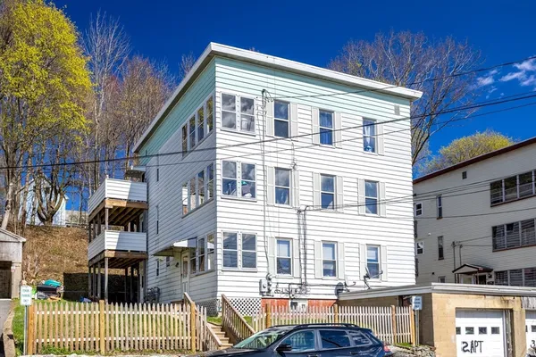 $549,900 | 242 Pine Street, Gardner, MA 01440
