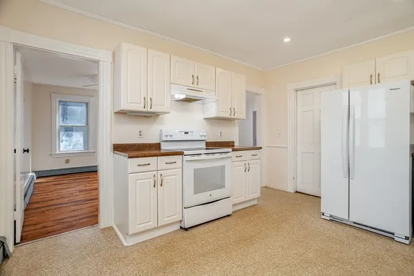 $549,900 | 242 Pine Street, Gardner, MA 01440