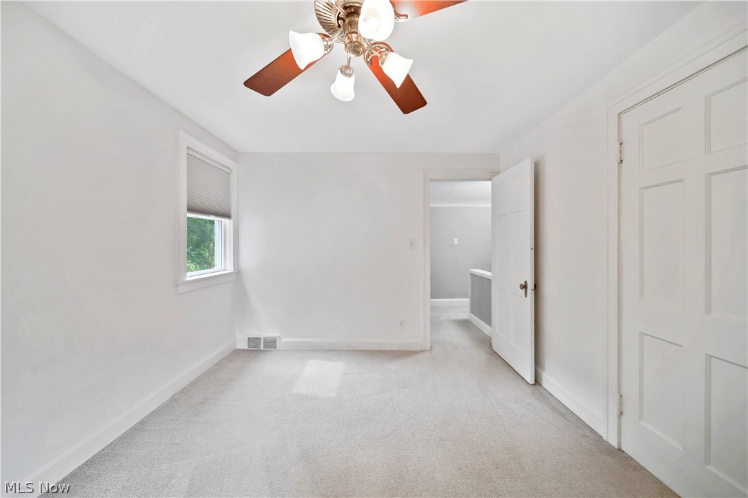 1927 Brainard Road Cleveland, OH 44124 - Photo 18 of 30