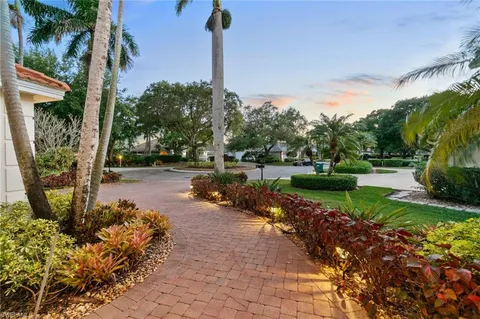 $1,389,000 | 4785 Kittiwake Court, Naples, FL 34119