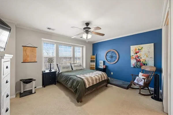 $350,000 | 2904 Howell Street, North Kansas City, MO 64116