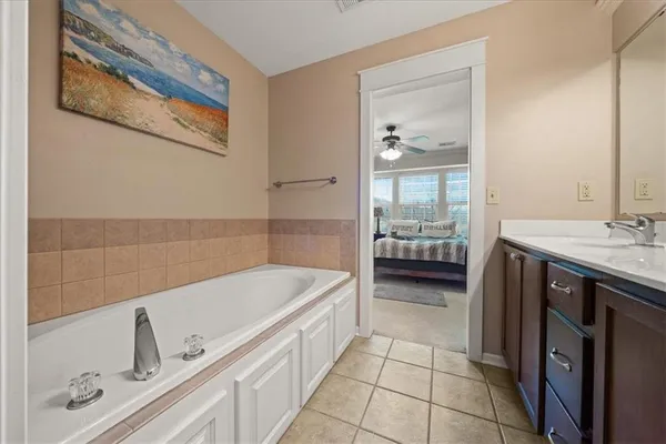 $350,000 | 2904 Howell Street, North Kansas City, MO 64116