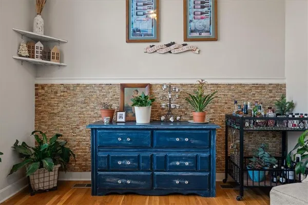 $340,000 | 2904 Howell Street, North Kansas City, MO 64116