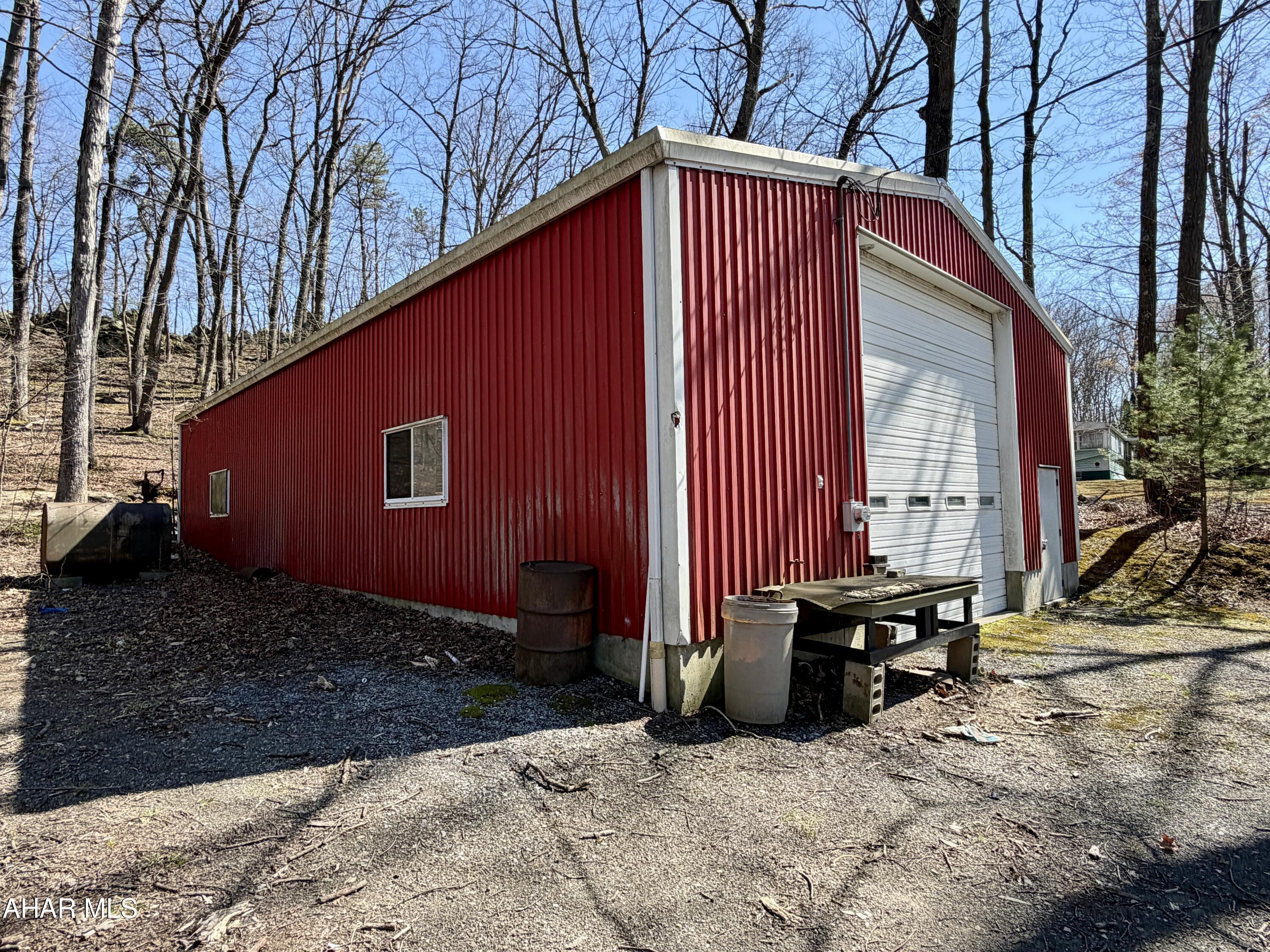 632 Raystown Road Everett, PA 15537 - Photo 3 of 11