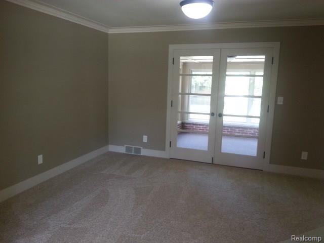 26260 Graham Road Redford, MI 48239 - Photo 3 of 21 Dining rm.jpg