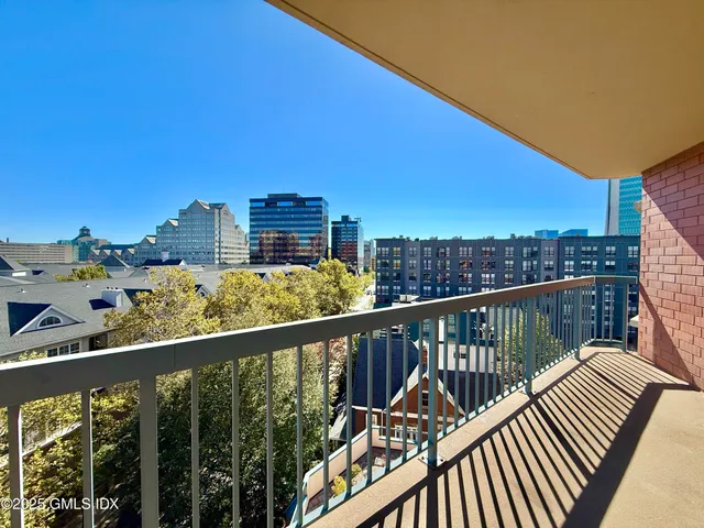 $399,000 | 25 Forest Street, Unit 8C, Stamford, CT 06901