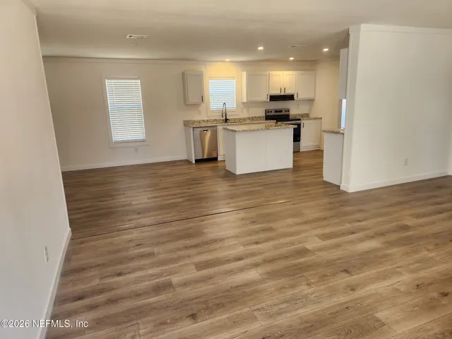 $2,100 | 5086 Timberwood Trail, Middleburg, FL 32068