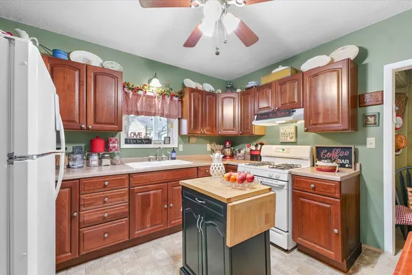 $59,000 | 101 South Vermilion Street, Indianola, IL 61850