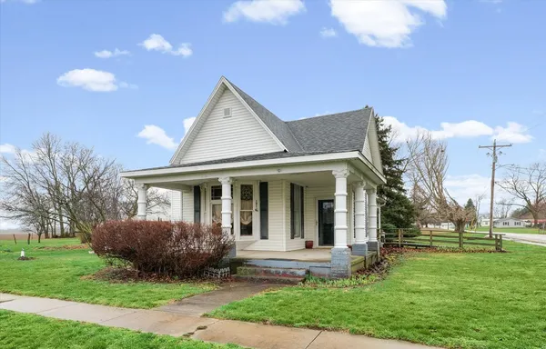 $59,000 | 101 South Vermilion Street, Indianola, IL 61850